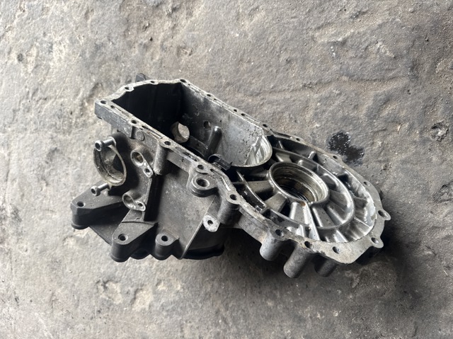 Корпус коробки передач 0A4301103 VAG