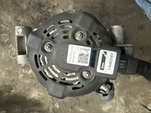 Генератор 1042104771 DENSO