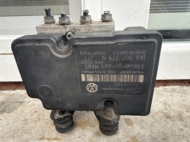 Блок керування АБС (ABS) 1K0907379N VAG