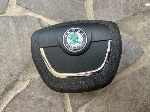 Airbag в мультируль 1Z0880201AR VAG