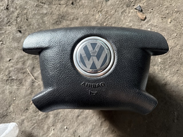 Подушка AIRBAG передня ліва 2K0880201B4EC VAG