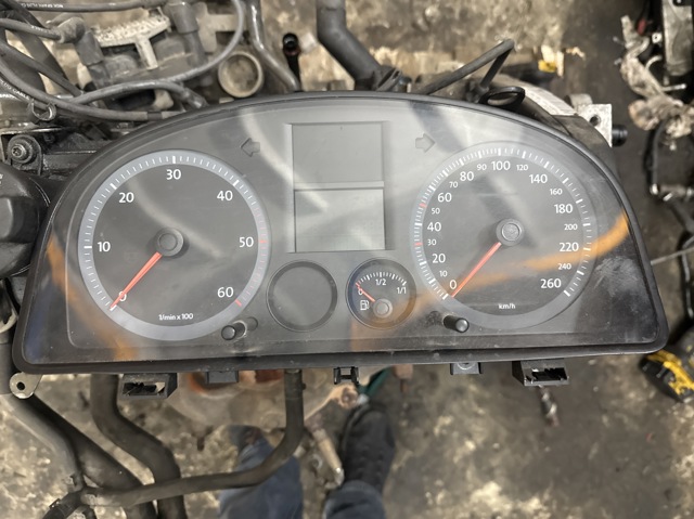 Щиток приладів 2K0920843C VAG