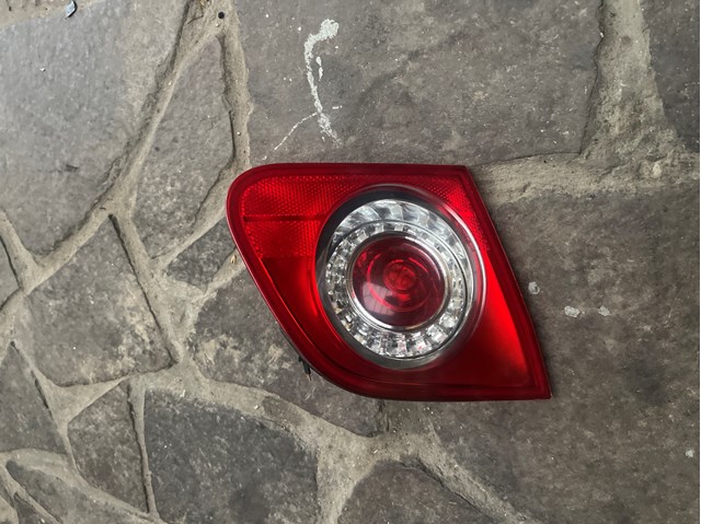 Задня ліва внутрішня фара 3C5945093C VAG