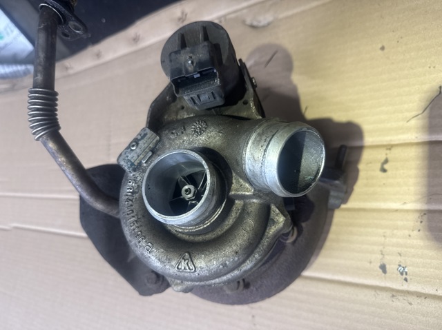 Турбонаддув 53049700069 BORG-WARNER