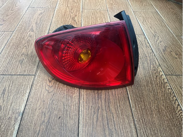 Задня ліва фара 5P0945095D VAG