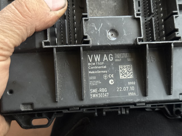 7H0937087D VAG