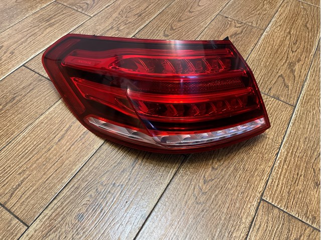 Стоп задній A2129060703 MERCEDES