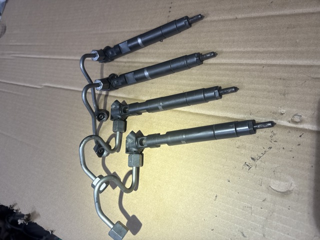 Форсунка паливна A6510704987 MERCEDES