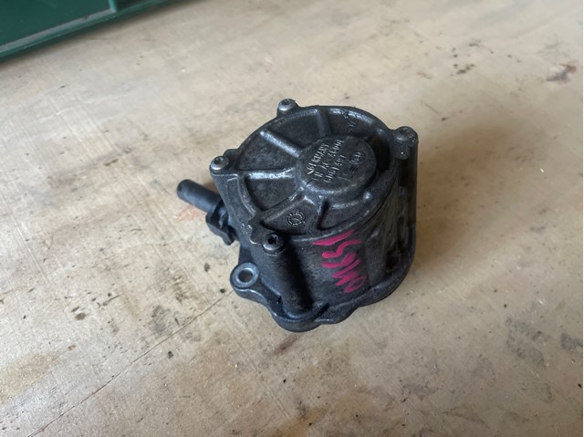 Насос вакуумний AC46000 MERCEDES