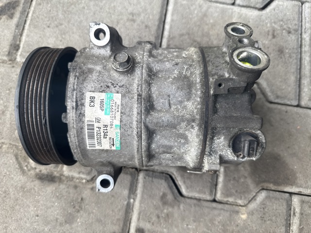 Клапан компресора кондиціонера P13232307 GM