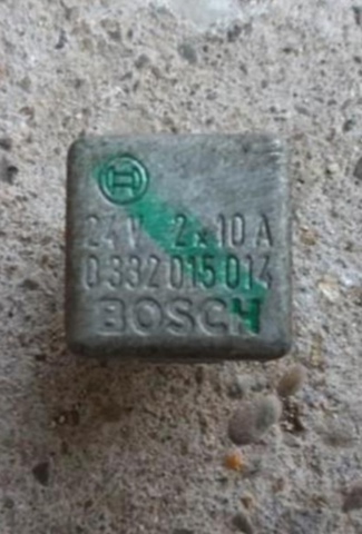 Автомобільні реле поворотів 0332015014 BOSCH