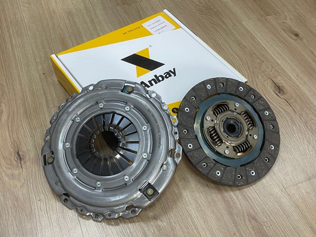 Натискний диск зчеплення A211601020 CHERY