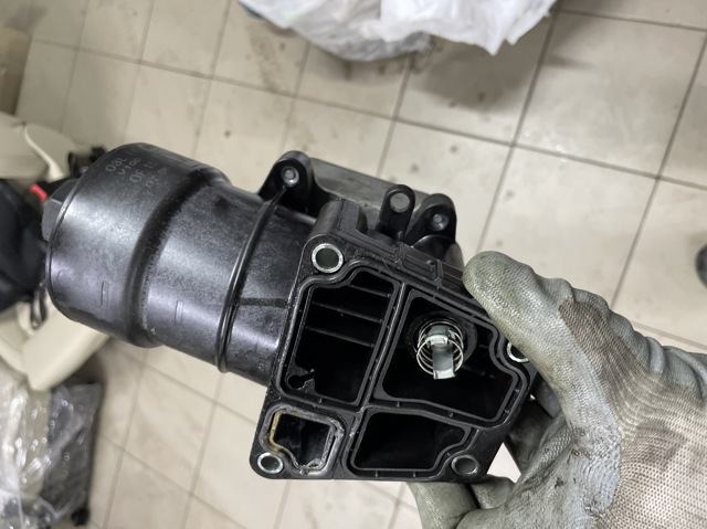 Корпус масляного фільтра 03L115389H VAG