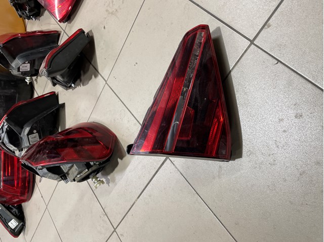 Стоп задній 561945093G VAG