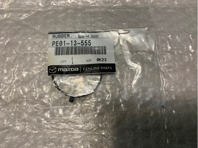 Прокладка паливного насосу ПНВТ PE0113555 MAZDA