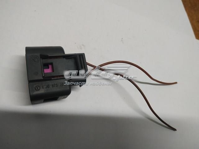 Датчик рівня бачка склоомивача 1J0973202 VAG