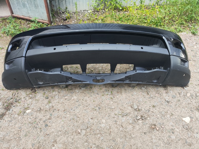 Бампер на авто LR015073 LAND ROVER