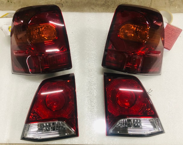 Стоп задній 8155160A80 TOYOTA