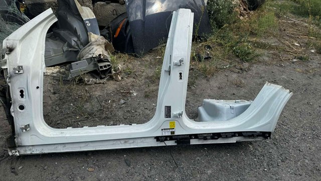 Стійка центральна, ліва 95B809021YGRV PORSCHE