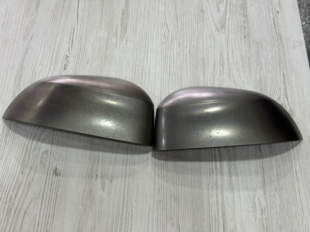 Накладка дзеркала заднього виду, права 51167365114 BMW