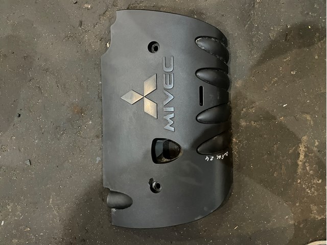 Кришка двигуна декоративна 1003A058 MITSUBISHI