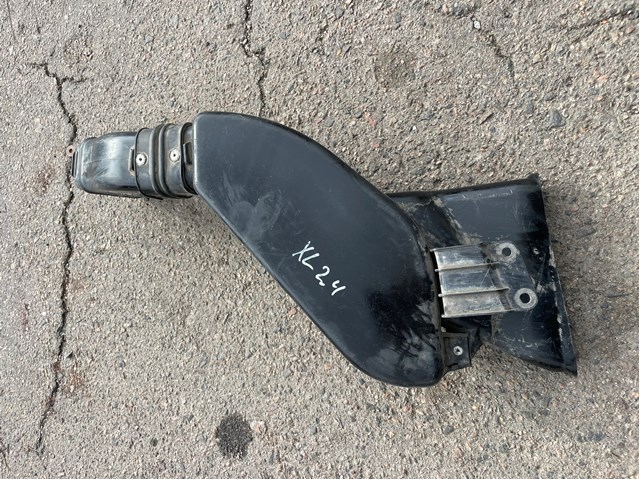 Патрубок повітряний, вхід повітряного фільтра 1505A090 MITSUBISHI