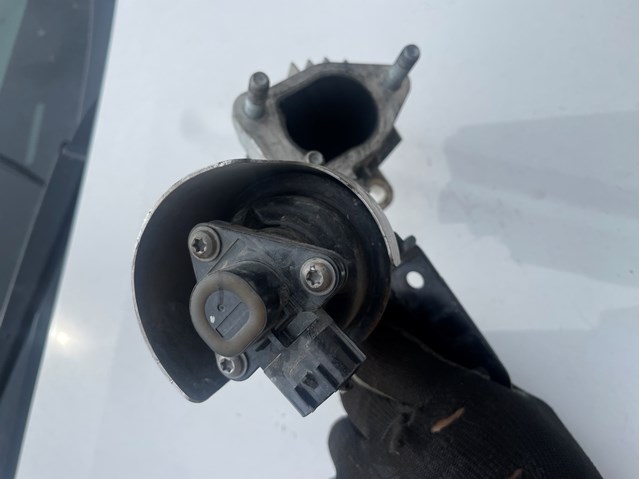 Клапан рециркуляції відпрацьованих газів EGR Hyundai Santa Fe III