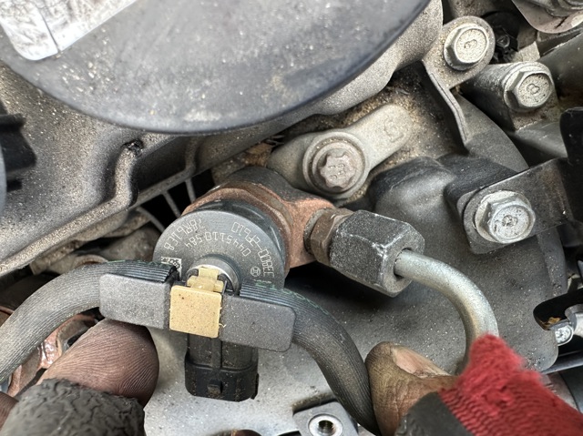 Форсунки електромагнітні 338002F610 HYUNDAI