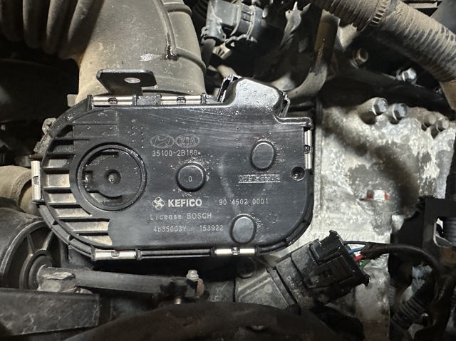Заслінка повітряна 351002B180 HYUNDAI