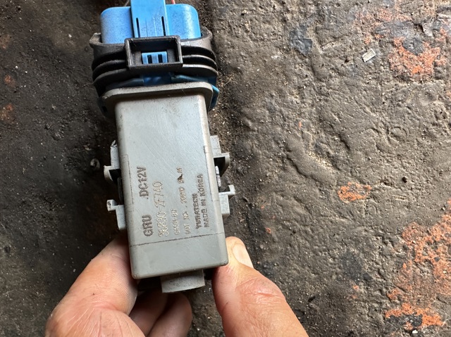 Реле свічок накалу 368302F740 HYUNDAI