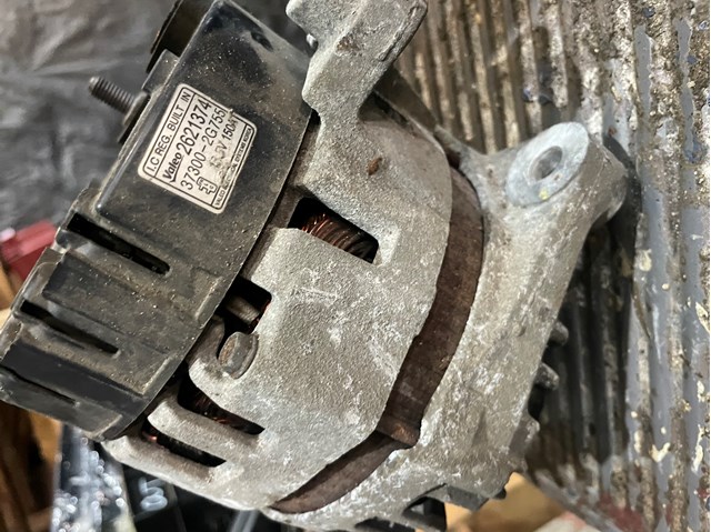 Генератор 373002G755 HYUNDAI