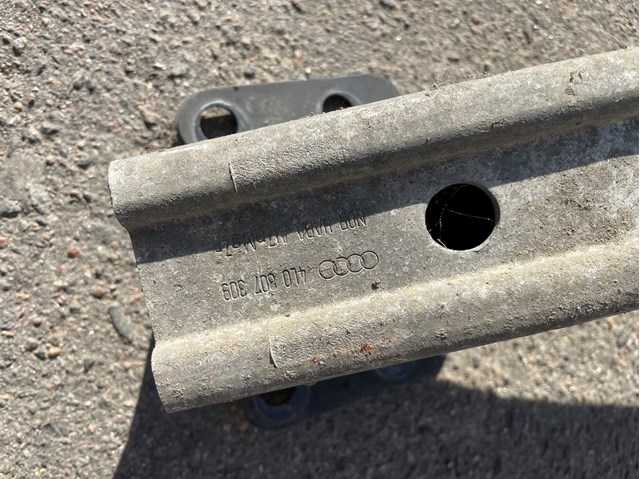Швелер бампера 4L0807309 VAG