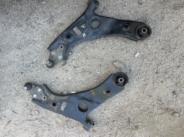 Поперечний важіль 54500S1050 HYUNDAI