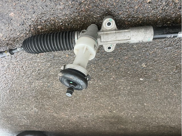 Рульова рейка 565004Z000 HYUNDAI