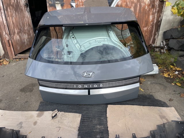 Задня ляда 72800GI011 HYUNDAI