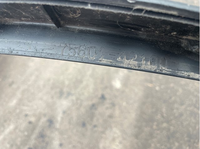 Розширювач/накладка арки переднього крила, правий 7560142100 TOYOTA