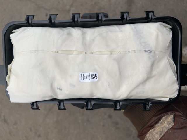 Установка подушки безпеки пасажира 80300GI000 HYUNDAI