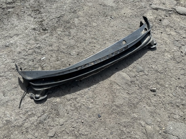 Водостік лобового скла, жабо 861503X500 HYUNDAI