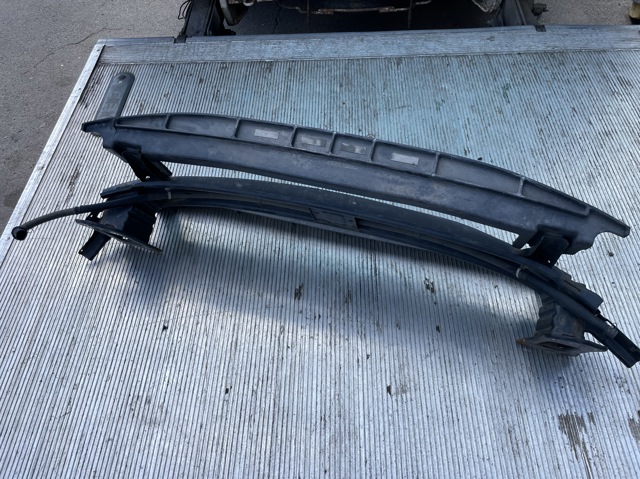 Підсилювач бампера переднього 865302P600 HYUNDAI