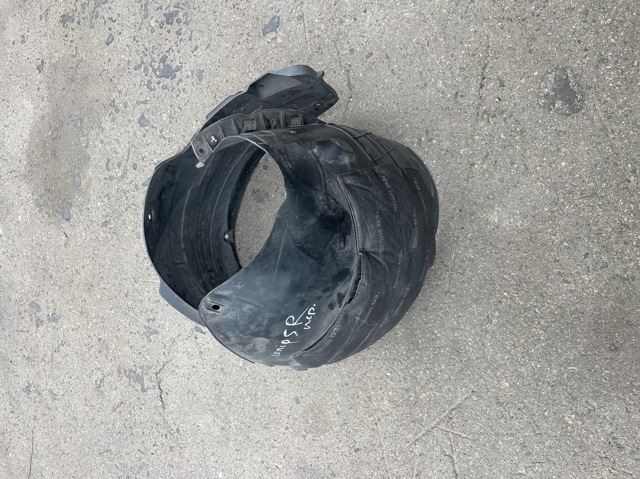 Підкрилок переднього крила, правий 86812GI000 HYUNDAI