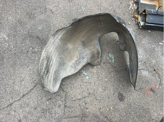 Підкрилок задній лівий 86830C6000 HYUNDAI