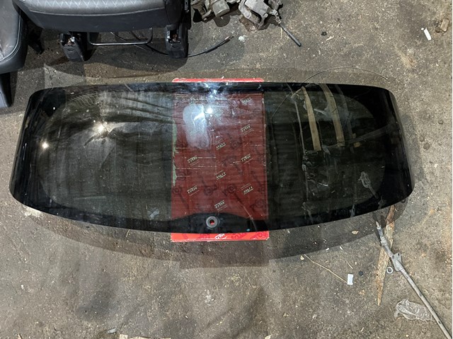 Скло двері задка 87110C5000 HYUNDAI
