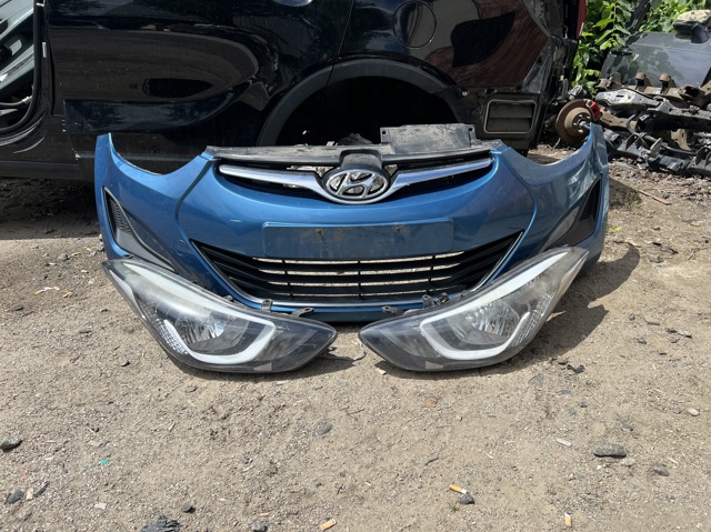 Фара ліва 921013X000 HYUNDAI