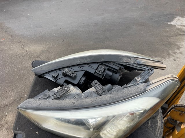 Фара дальнього світла в зборі 921014Z HYUNDAI