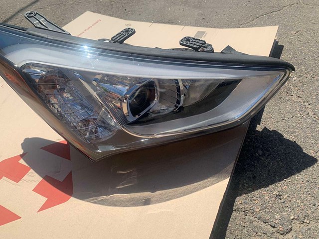 Фара комбінована, передня 921022WXXX HYUNDAI