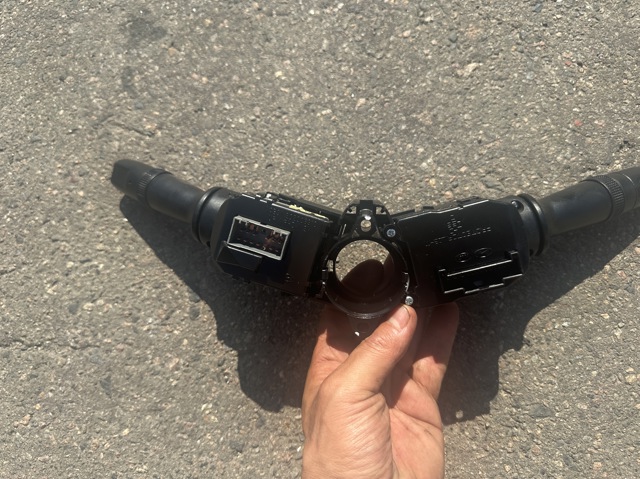 Перемикач підрульовий, лівий 934104R110 HYUNDAI
