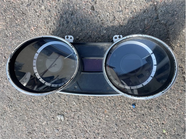 Панель приладів 940233S220 HYUNDAI