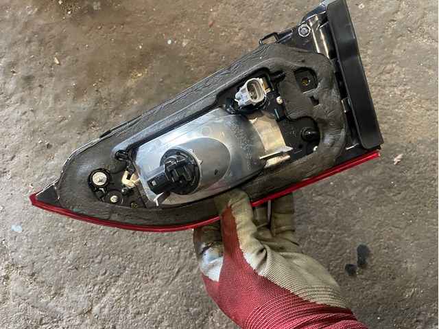 Стоп задній GJA1513G0A MAZDA