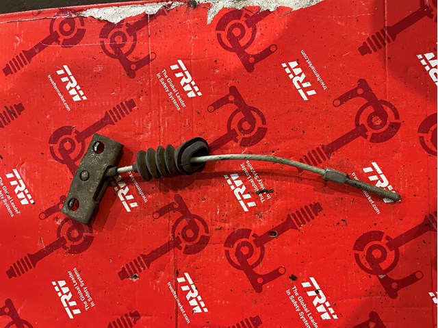 Трос ручника передній MN102418 MITSUBISHI