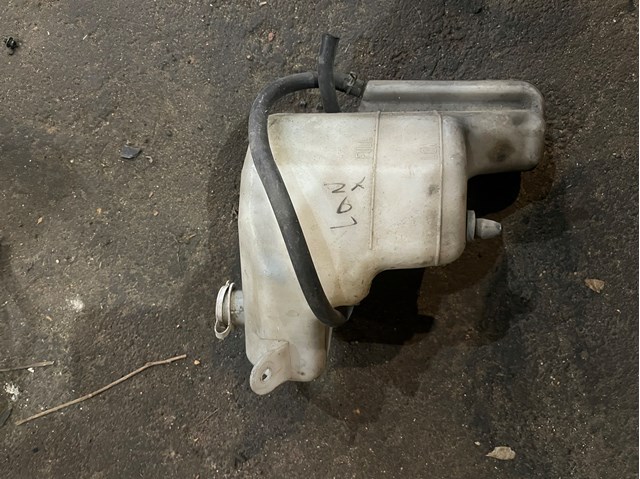 Бачок розширювальний MN156097 MITSUBISHI